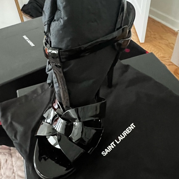 YSL .. worn one time - Picture 3 of 6